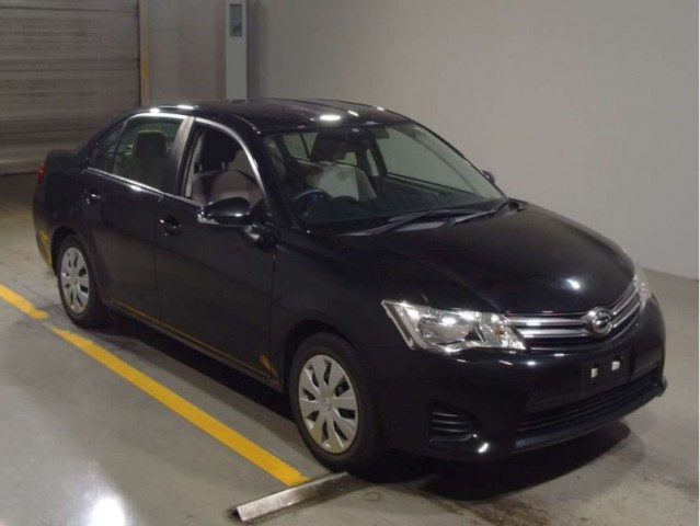 COROLLA AXIO X1