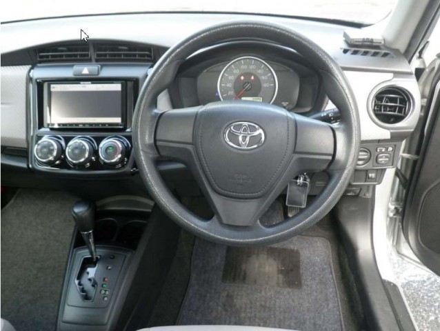 COROLLA AXIO 1.5 X 4WD4