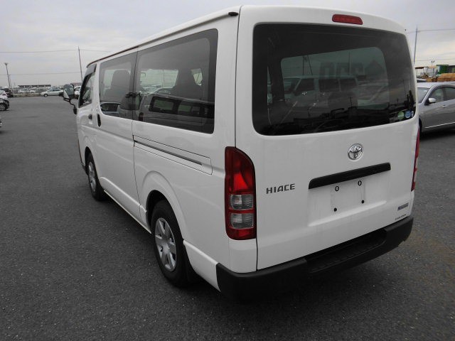 HIACE VAN DX3