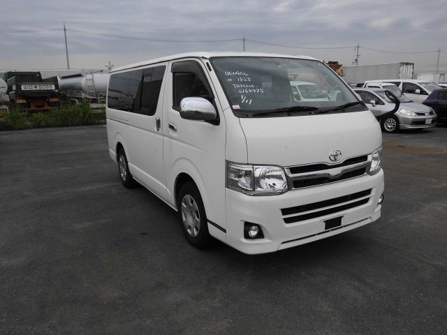 HIACE VAN LONG SUPER GL1