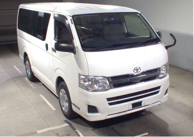 HIACE VAN DX GL PACKAGE1