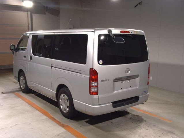 HIACE VAN  DX GL PACKAGE2