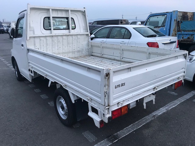 LITEACE TRUCK DX3