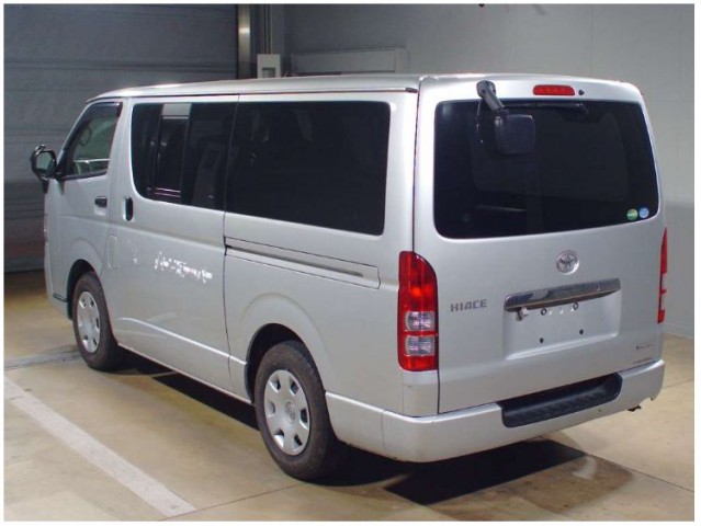 HIACE VAN DX GL PACKAGE2