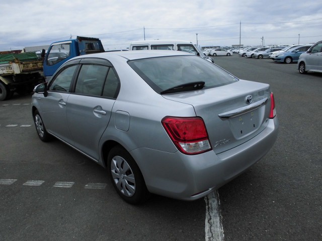 COROLLA AXIO HYBRID 3