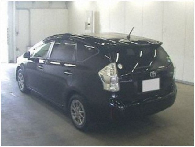 PRIUS ALFA S TUEN BLACK2