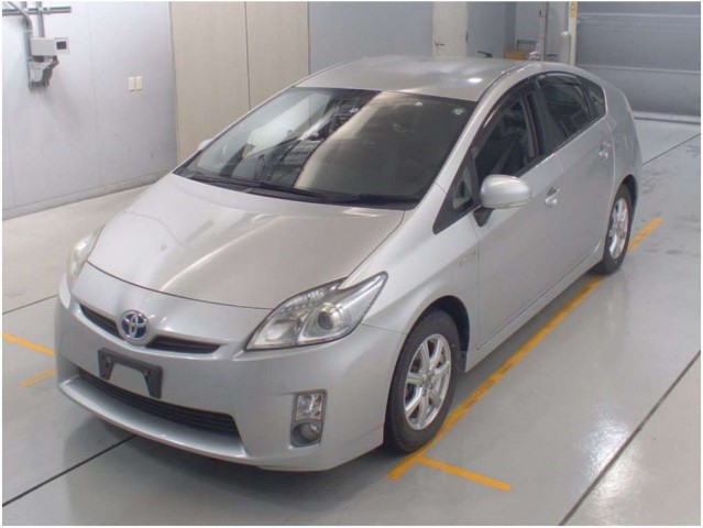 PRIUS S5