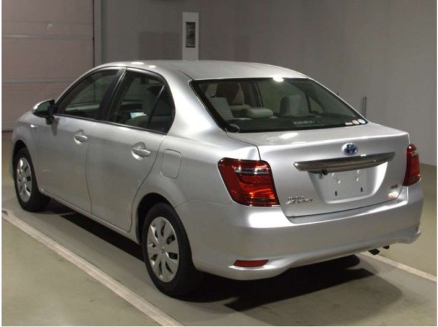 COROLLA AXIO HYBRID4