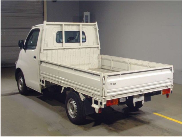 LITE ACE TRUCK DX4