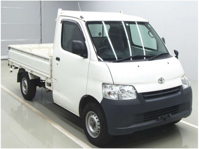 LITE ACE TRUCK DX3