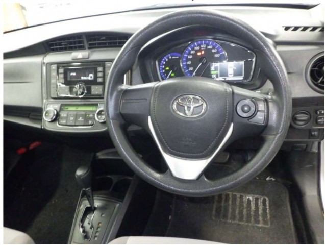 COROLLA AXIO HYBRID6