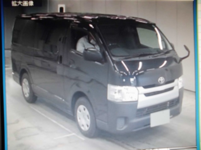 HIACE VAN LONG DX 1