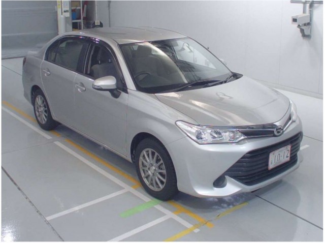 COROLLA AXIO 1.5X3