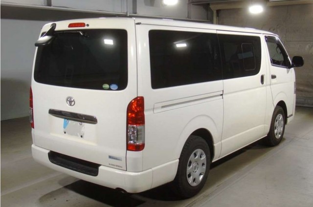 HIACE VAN LONG DX GL PACKAGE2