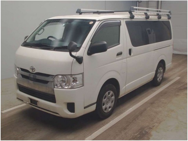 HIACE VAN DX GL PACKAGE1