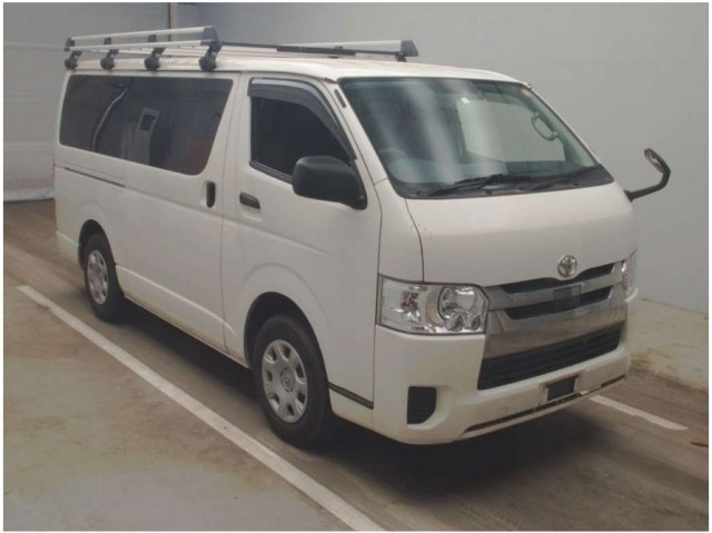 HIACE VAN DX GL PACKAGE3