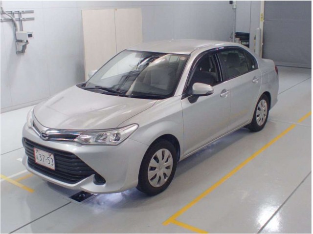 COROLLA  AXIO  1.5X1