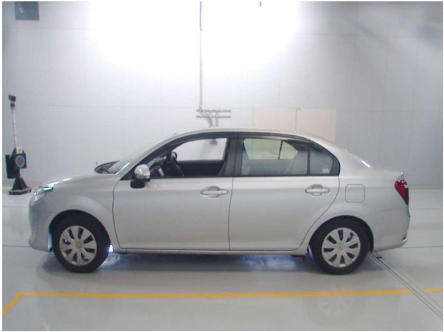 COROLLA  AXIO  1.5X4