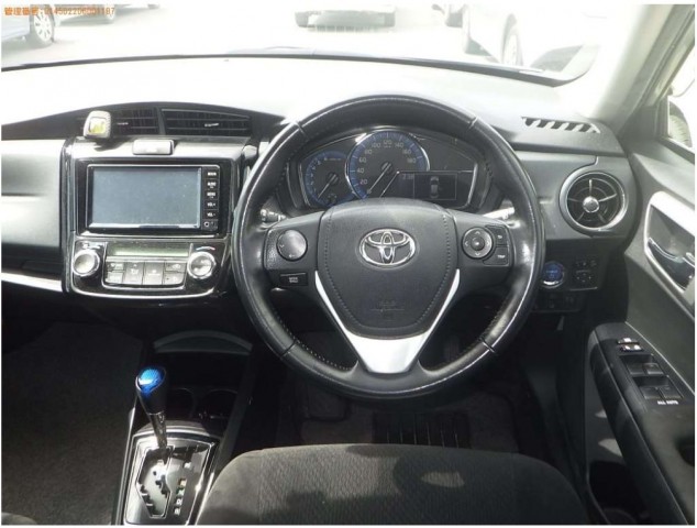 COROLLA  AXIO  HYBRID G6