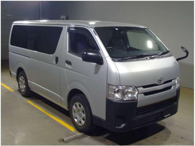 HIACE VAN LONG DX GL3