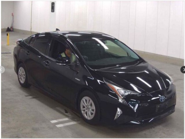 PRIUS S SAFETY PLUS HYBRID1