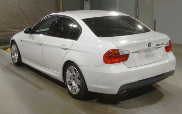 BMW 3 SERIES  302i M SPORTS4