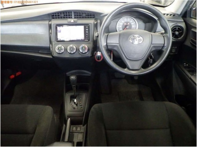 COROLLA AXIO 1.5X6