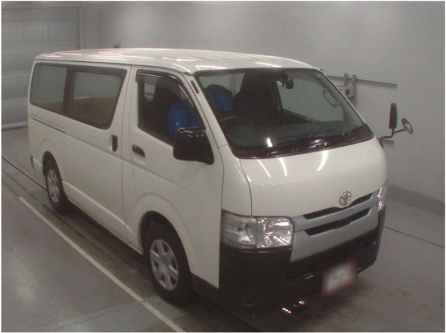 HIACE VAN DX1