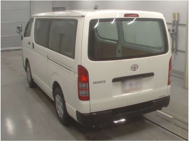 HIACE VAN DX6