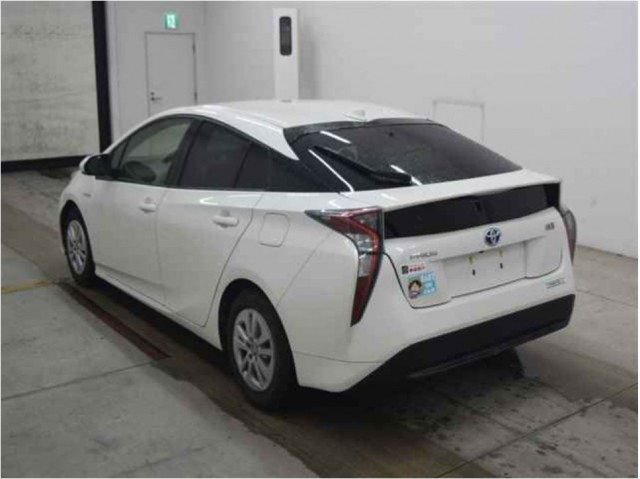 PRIUS HYBRID S4