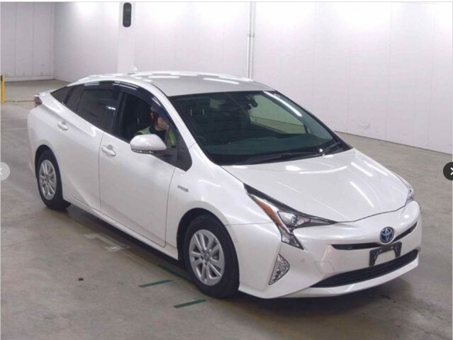 PRIUS HYBRID S SAFETY PLUS 1