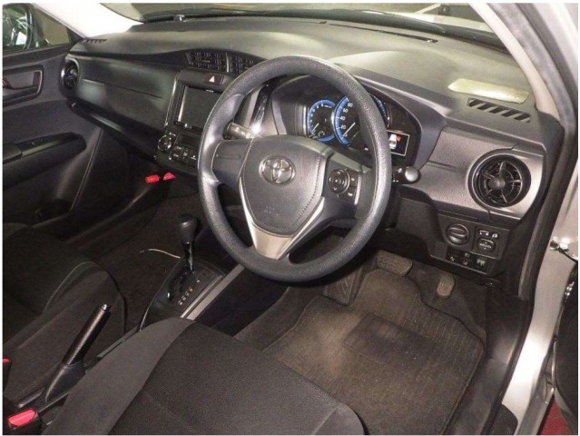 COROLLA  AXIO HYBRID5