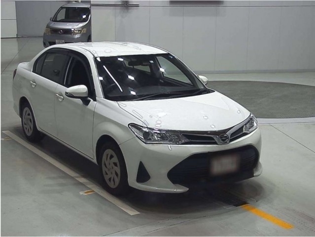 COROLLA AXIO 1.5X1