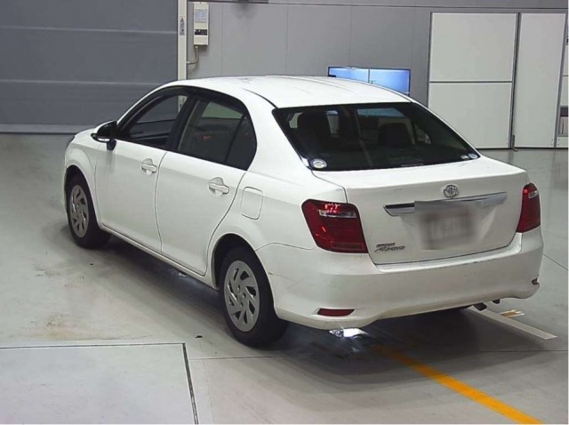 COROLLA AXIO 1.5X6