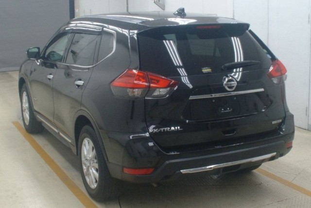 X-TRAIL HYBRID 20X4