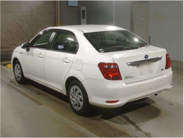 COROLLA AXIO HYBRID4