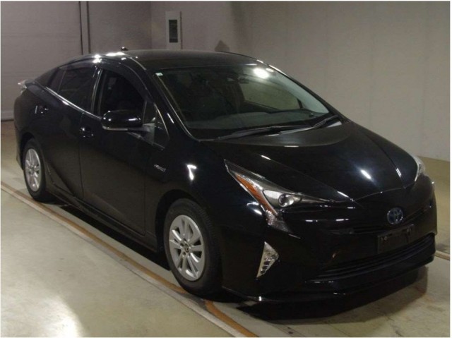 PRIUS HYBRID S SAFETY PLUS 1