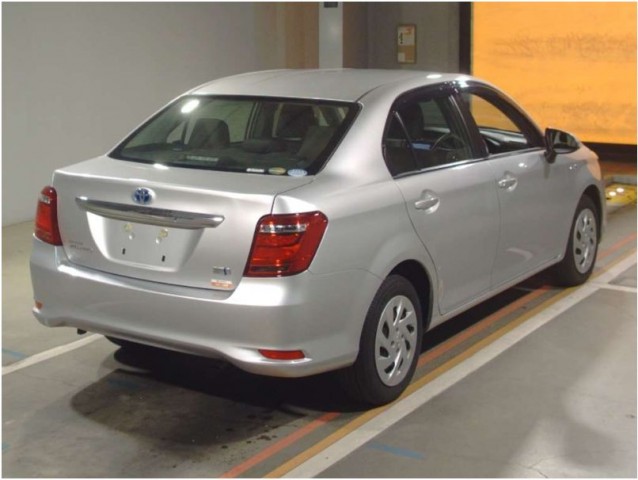 COROLLA AXIO HYBRID3