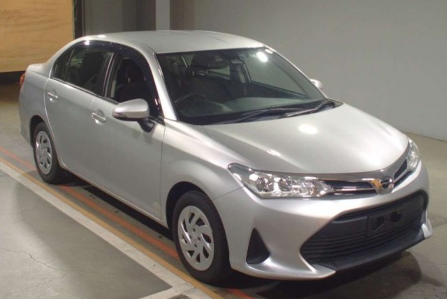 COROLLA AXIO 1.5X1