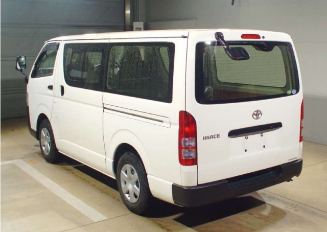 HIACE VAN DX4