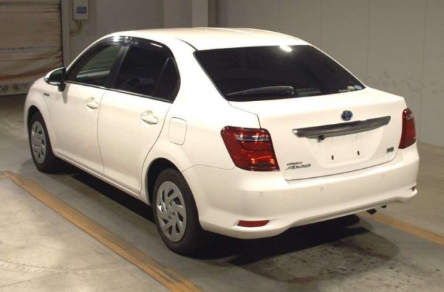 COROLLA AXIO HYBRID4