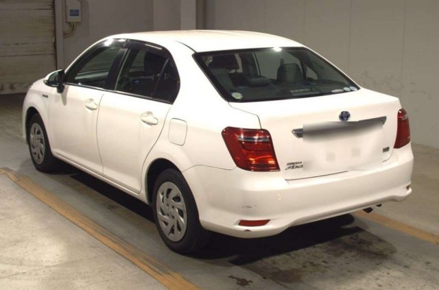 COROLLA AXIO HYBRID4