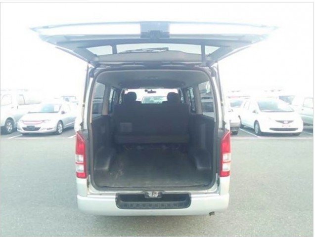 HIACE SUPER GL4