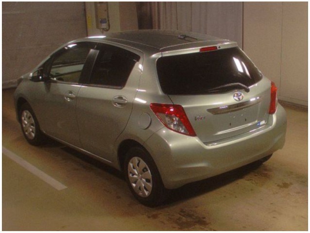 VITZ F2