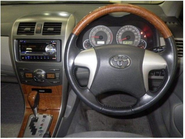 COROLLA AXIO 4WD G4