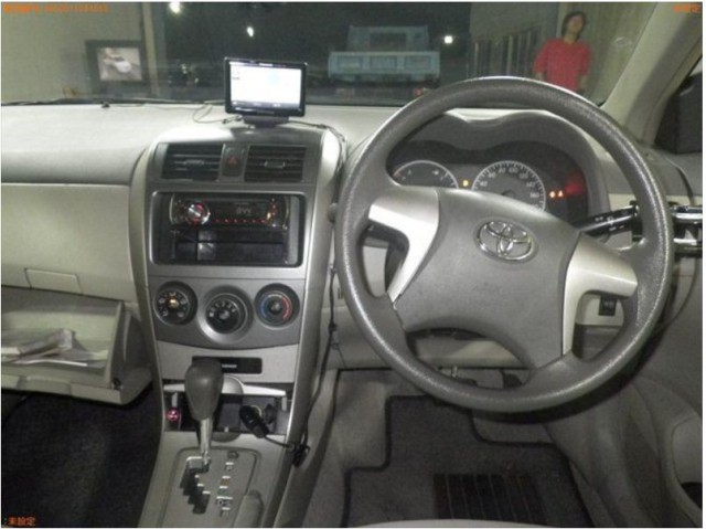 COROLLA AXIO 1.5 X4