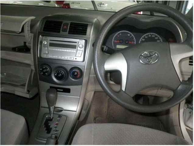 COROLLA AXIO X4