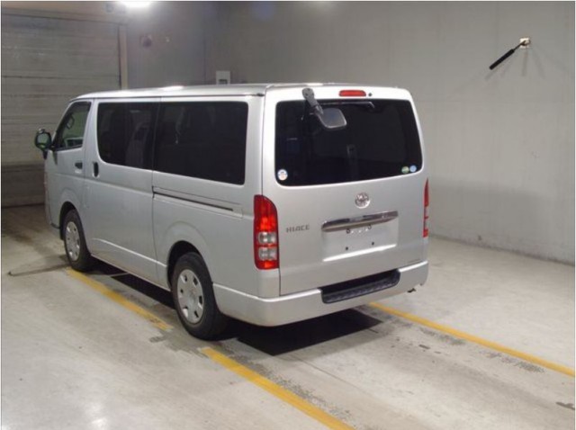 HIACE DX GL PACKAGE2